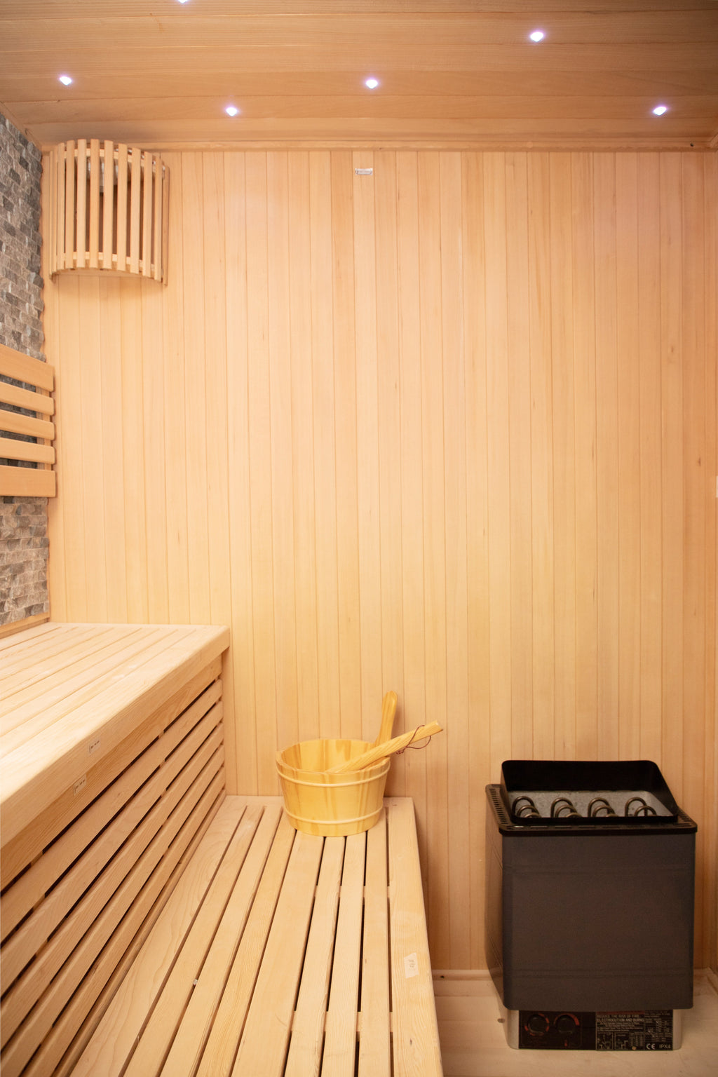 Nicebeam 1–2 Person Far Infrared Sauna Cabin with Red Light