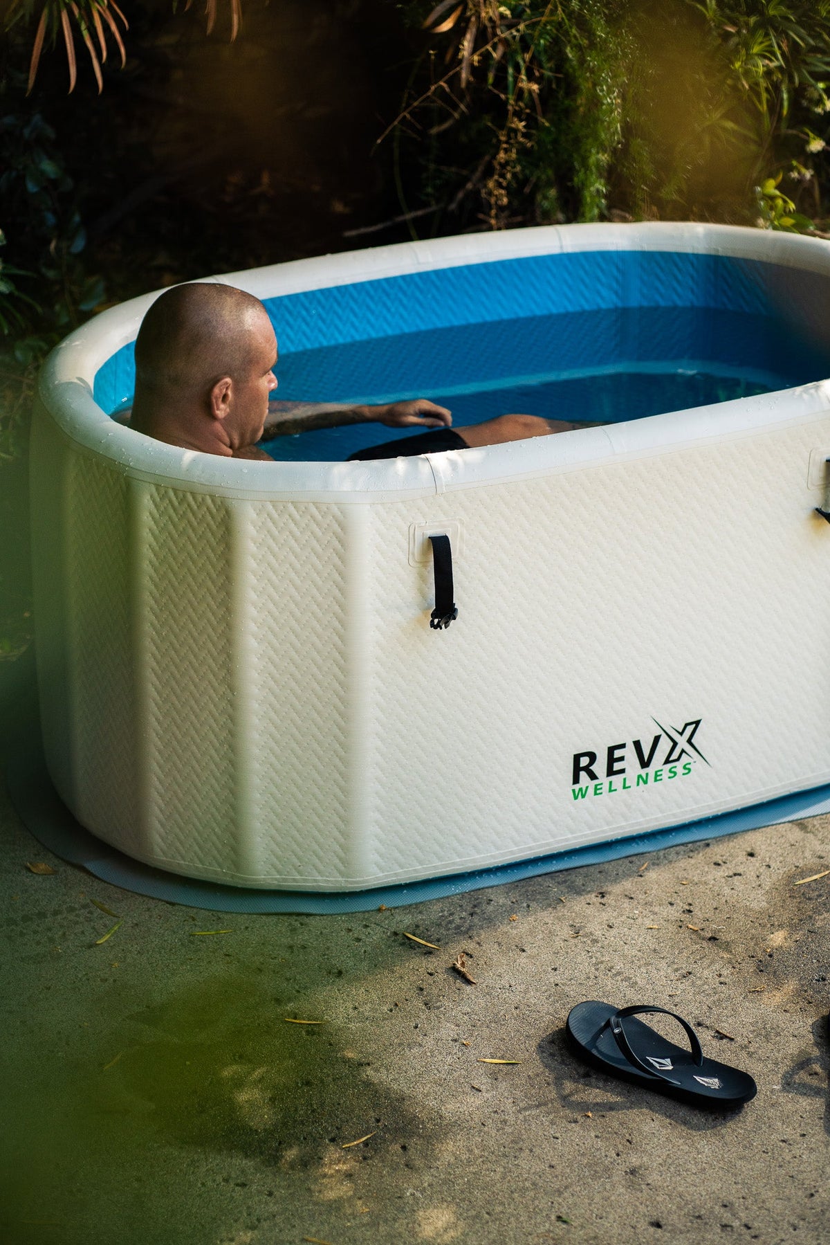 RevX Wellness Tub Deluxe Inflatable Cold Plunge Tub