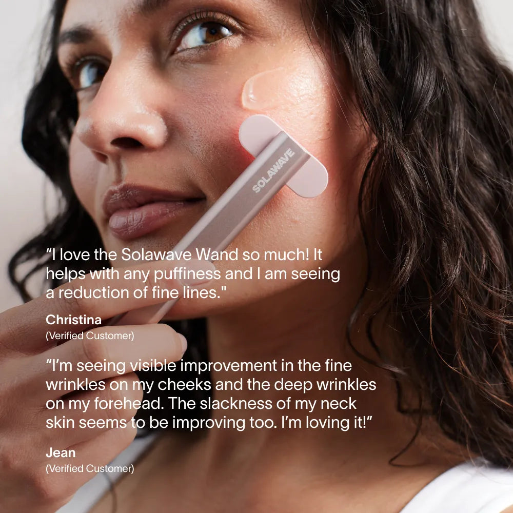 Solawave 4-in-1 Skincare Wand 630nm Red Light & LightBoost Serum Kit