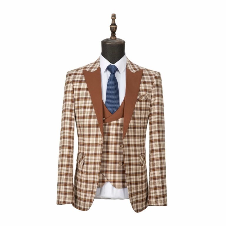 Ceehuteey Men’s Classic plaid Business suit Peak Lapel Regular Fit 3 Pieces suit
