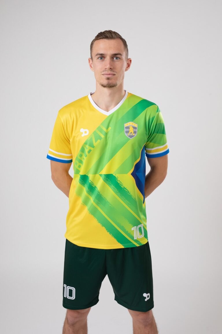 Ronaldinho Brazil Jersey/Camisa Replica – XXL