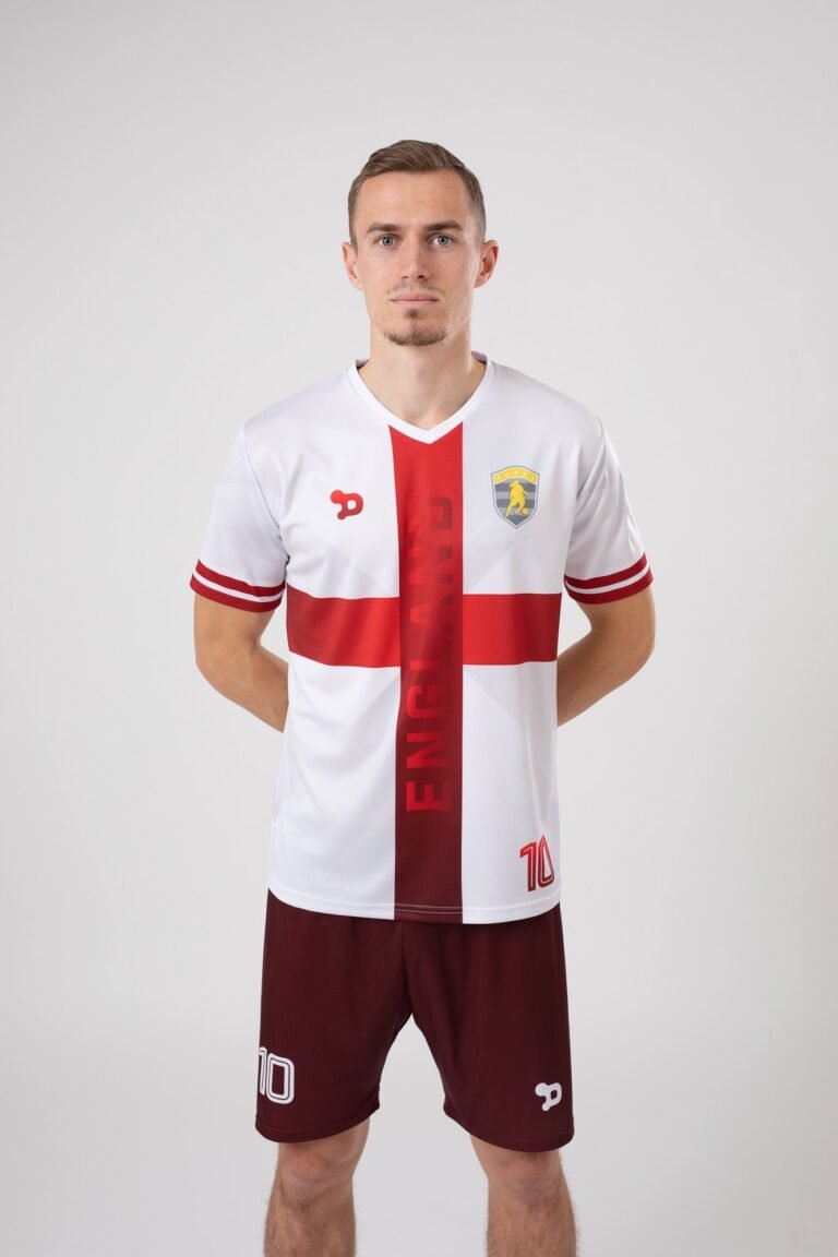 Ronaldinho England Jersey/Camisa Replica – S