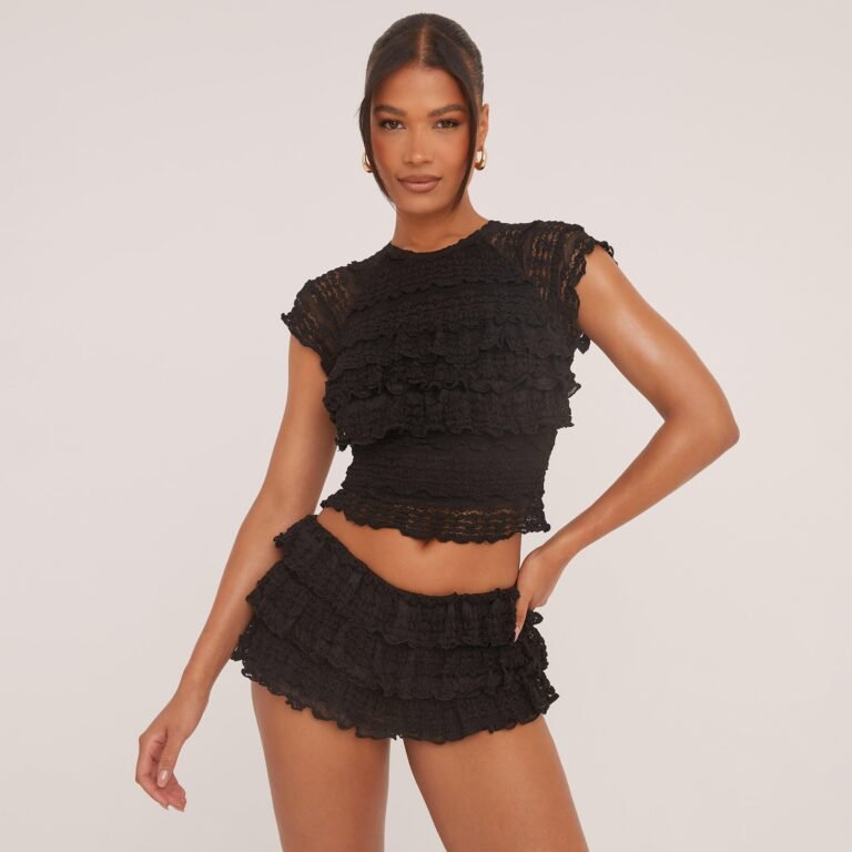 All Over Frill Raglan T-Shirt In Black Texture, Women’s Size US 0