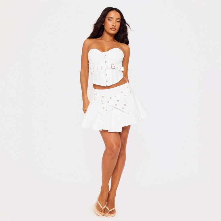 Mid Rise Eyelet Belted Detail Pleated Mini Skirt In White, Women’s Size US 2