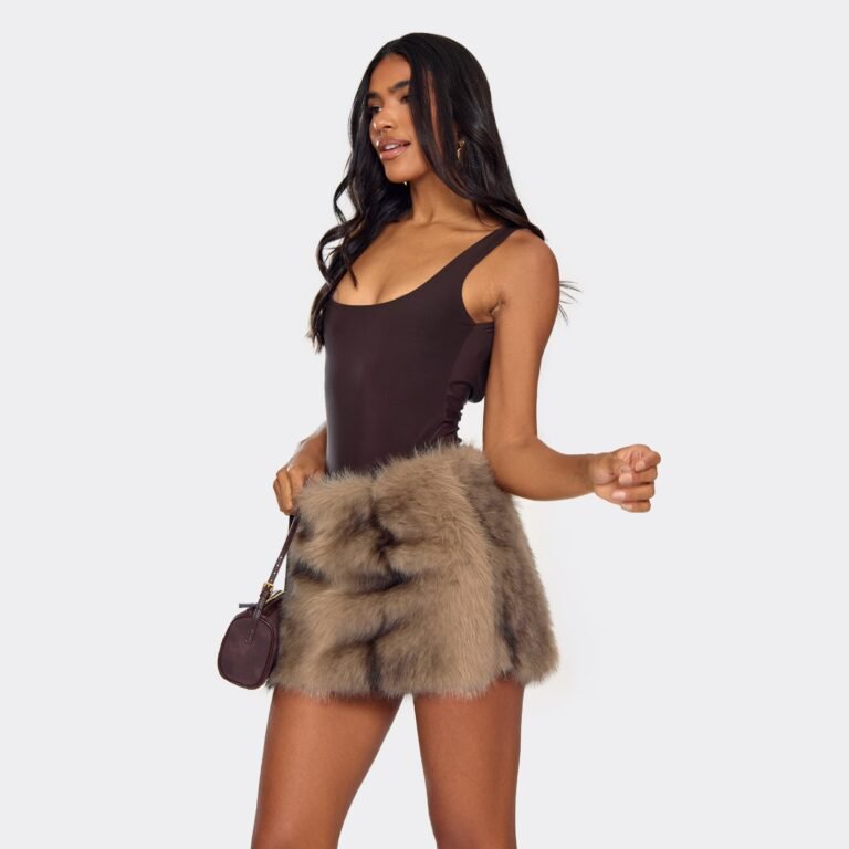 Mid Rise Mini Skirt In Brown Faux Fur, Women’s Size US 2