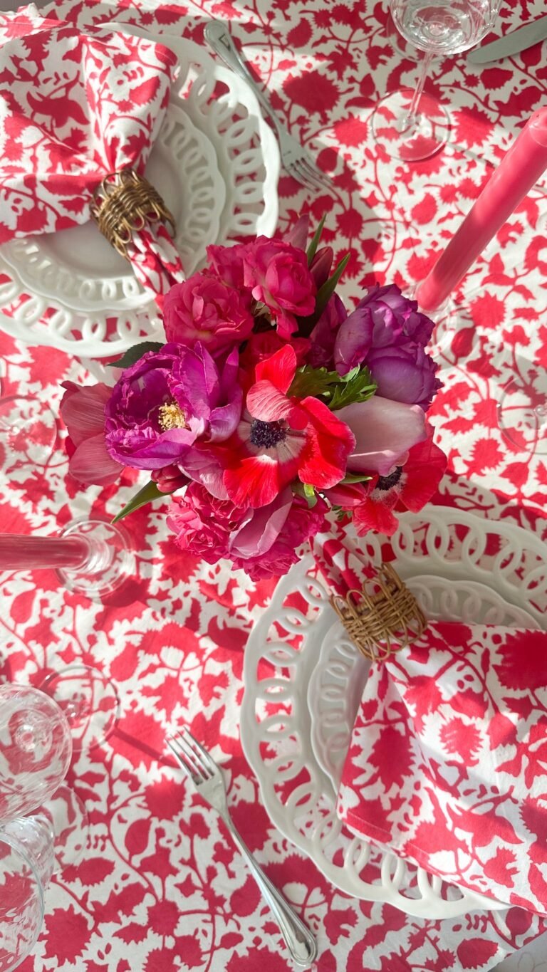 CRANBERRY BLOSSOM TABLECLOTH