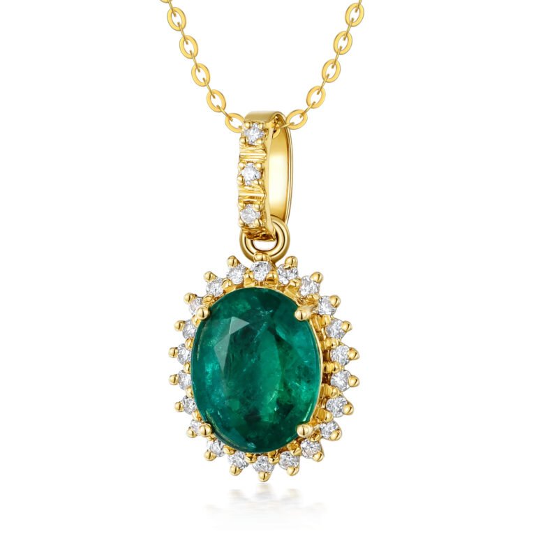 18K Gold Emerald Oval Shaped Pendant Necklace